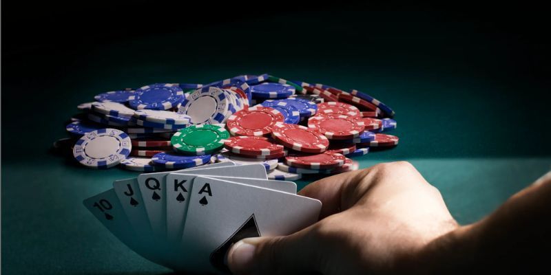 Chương trình hoàn tiền poker hàng tuần King88